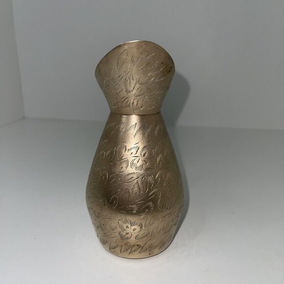 Solid Brass Bud Vase Pitcher Etched Leaves Leaf Design Made in India - Picture 4 of 6